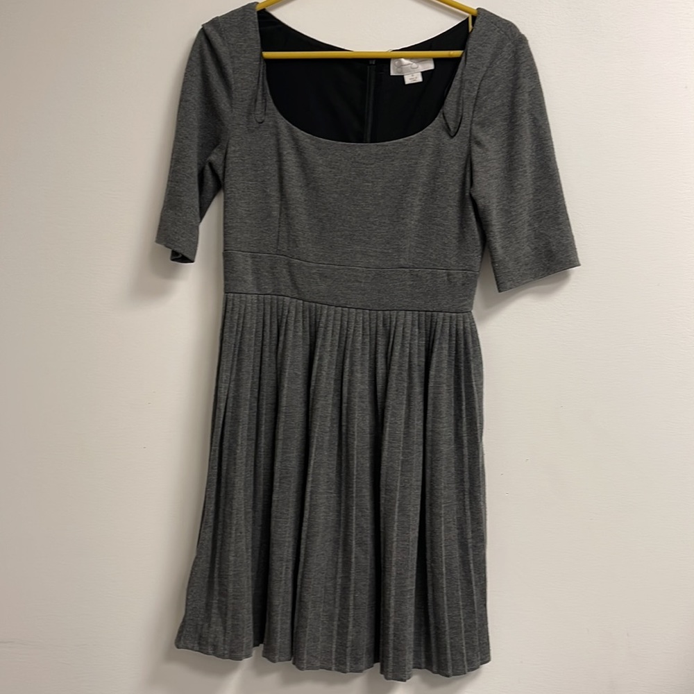 Grey dress - Picture 3 of 4